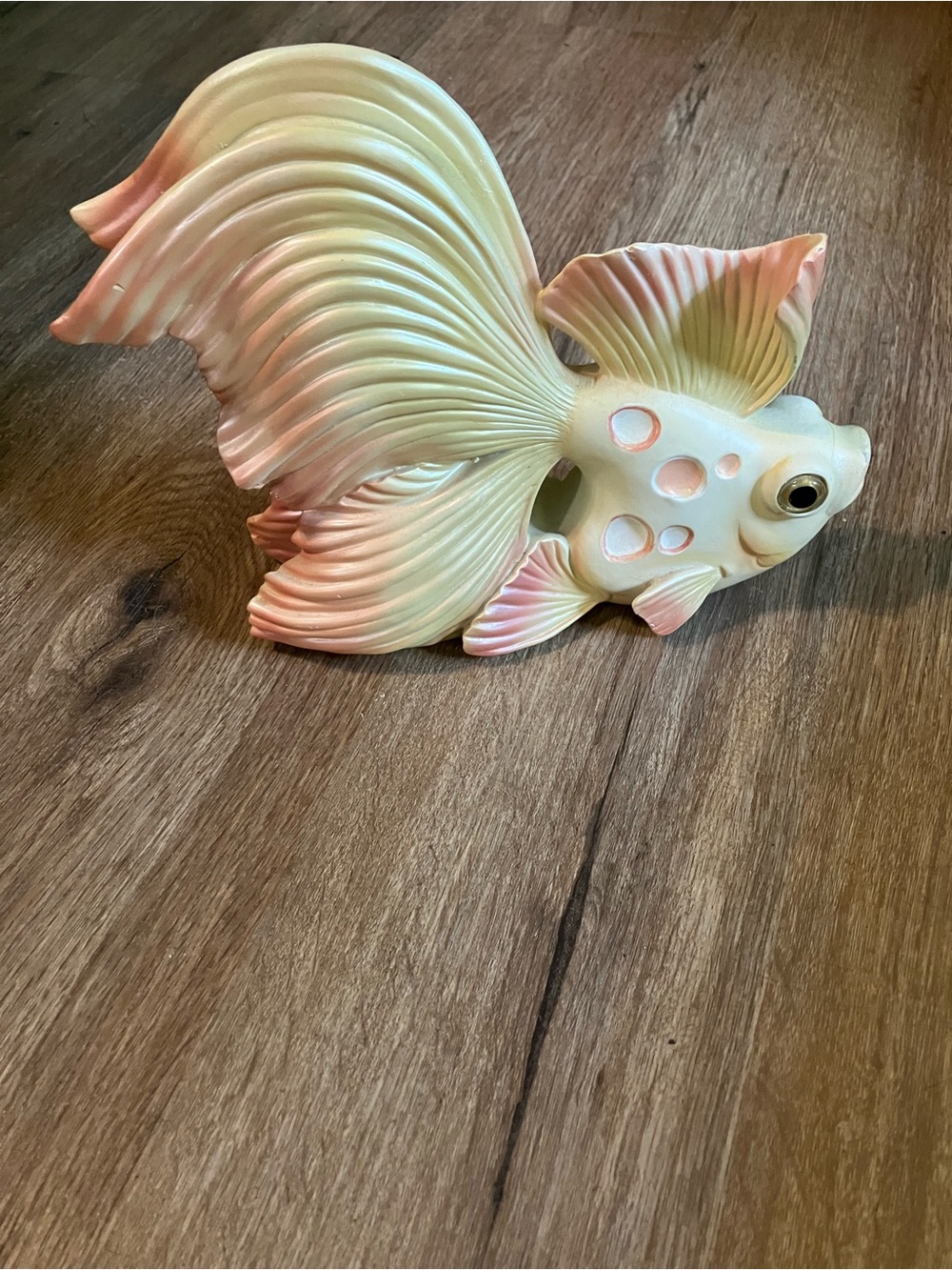 Ornamental Fish Aquarium Decor - Pale Yellow & Peach - Picture 2 of 2
